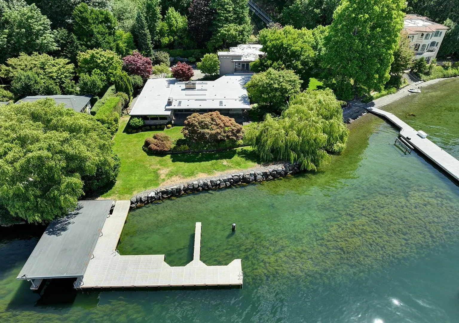 4Bd/4.5Ba Medina Home — Photo 3