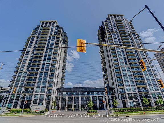 4th image of 202 Burnhamthorpe Rd E #505