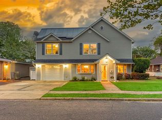 384 Argyle Rd, East Meadow, NY 11554