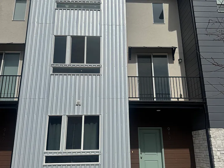 983 W 420 S — Photo 2