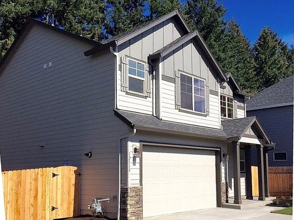 3rd image of 12118 NE 102nd St