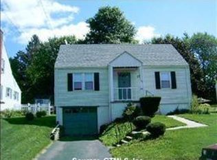 38 Plumb Ave, Meriden, CT 06450