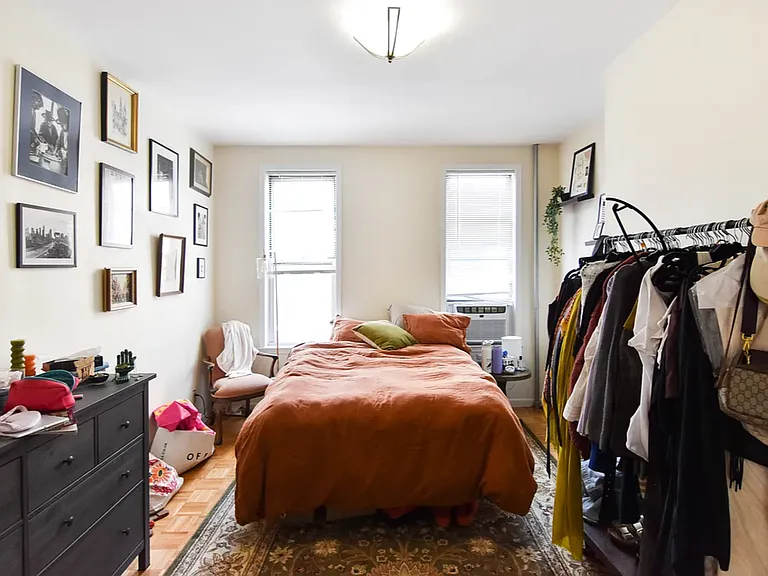 141 N 11th St #2L — Photo 1