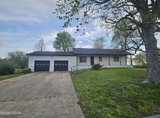 7647 Lawrence #2210, Monett, MO 65708
