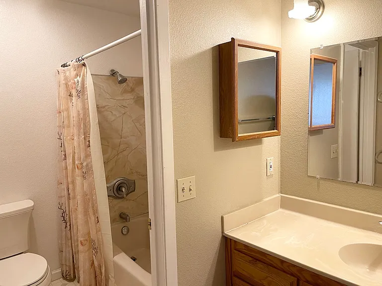 8713 Windsor Rd — Photo 13