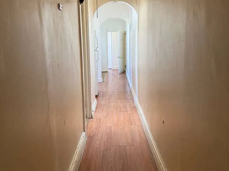 256 W Ashdale St #3 — Photo 3