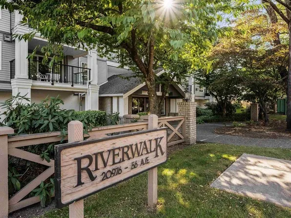 20976 56th Ave #101, Langley, BC V3A 7Z2