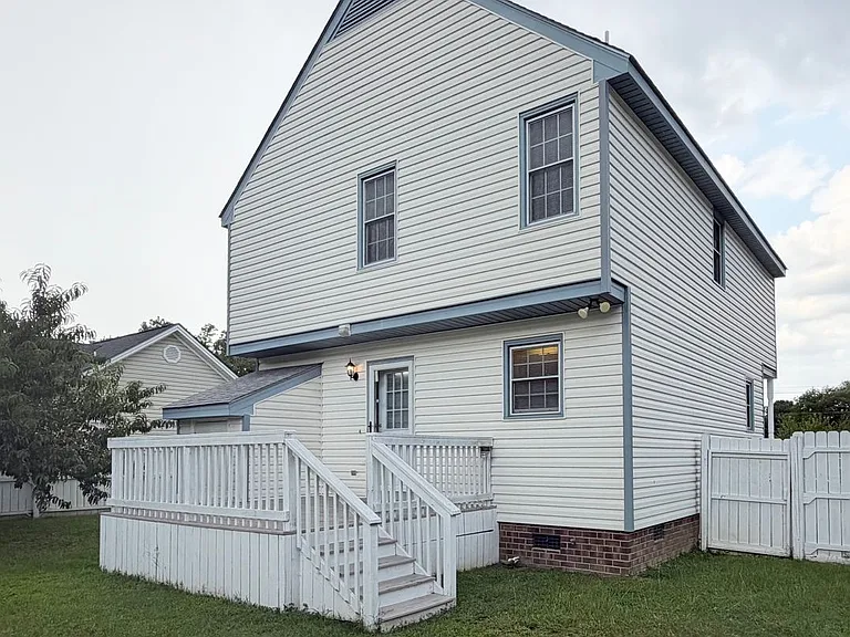 2421 Sexton Rd — Photo 37