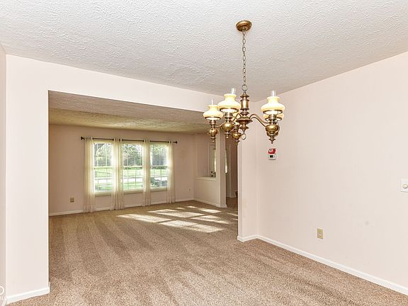 5th image of 14811 Beacon Blvd