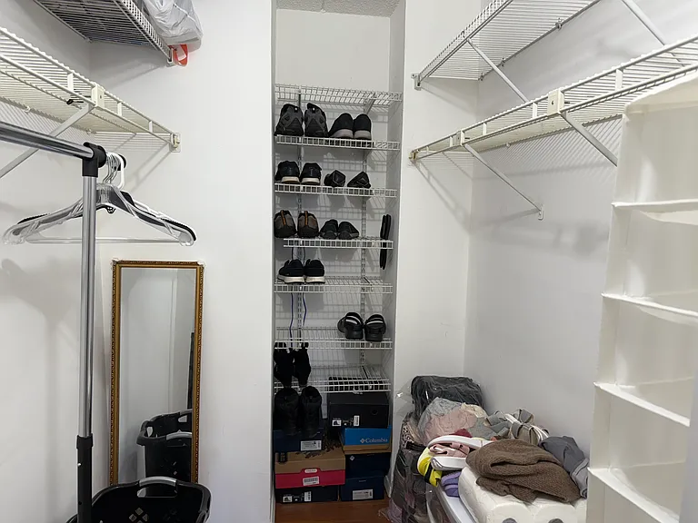 175 Maple Ave #4J — Photo 14