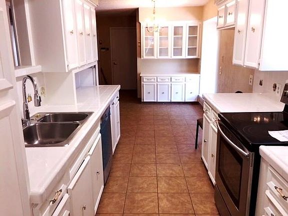 5th image of 700 Casa Grande Ct