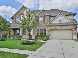22011 W Canary Yellow Cir, Cypress, TX 77433