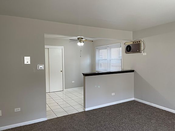 5th image of 10333 S Keating Ave APT 1S