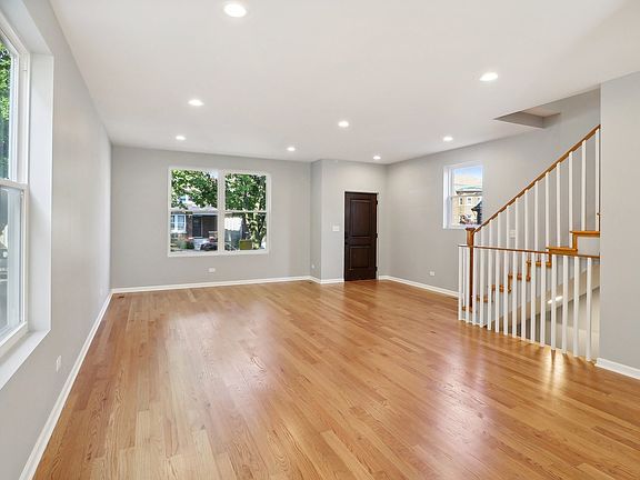2nd image of 1403 61st Ct