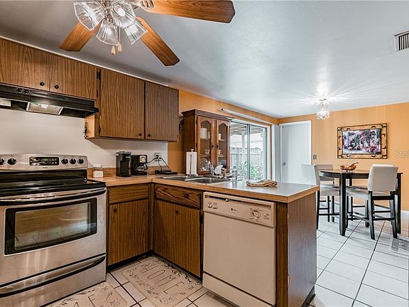 3rd image of 8506 Olympic Ct