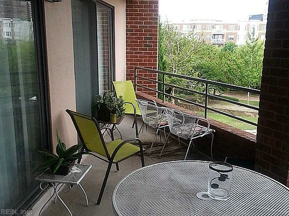 3rd image of 255 College Cross APT 49