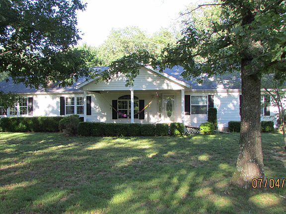 4th image of 563 County Road 6090
