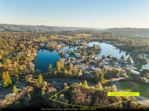 1 Patterson Dr, Diamond Springs, CA 95619