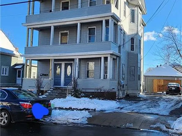 262 Union Ave, Providence, RI 02909