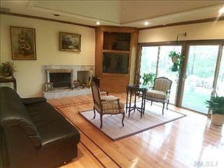 4th image of 36 Glenrich Dr