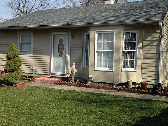 2nd image of 3029 Eagledale Dr