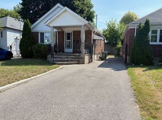307 Glebemount Ave #BASEMENT, Toronto, ON M4C 3V4