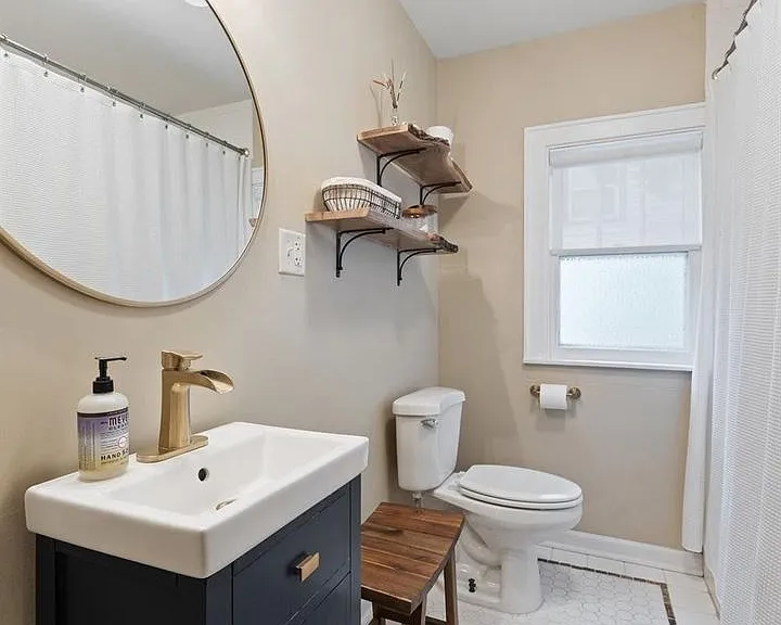 308 Erie St — Photo 11
