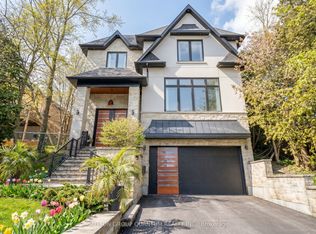 700 Hillcrest Rd, Pickering, ON L1W 2P1
