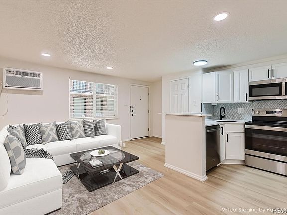5th image of 188-198 S Clarkson St #303