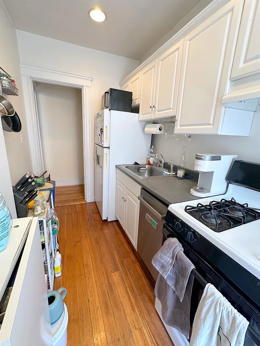 Building Photo - 11 Ellery St #7