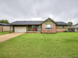 3117 S 88th East Pl, Tulsa, OK 74145