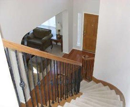 2nd image of 606 Oak Creek Dr