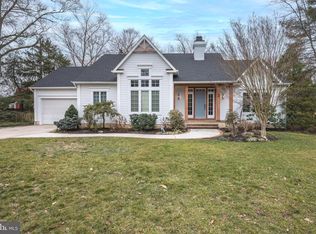 3 Schoolhouse Dr, Medford, NJ 08055