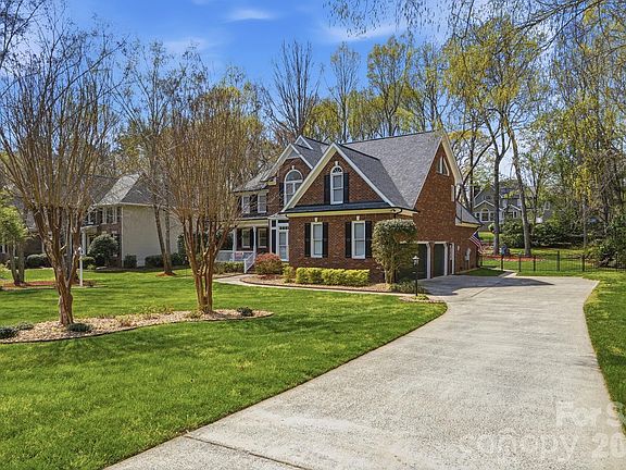 2nd image of 1231 Over Stream Ln