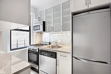 Rented by Brown Harris Stevens