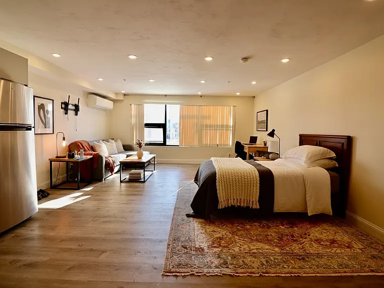 1028 Commonwealth Ave #204 — Photo 4
