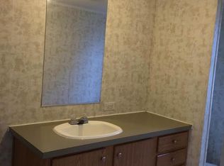 2221 Fanning Rd, Winston Salem, NC 27107