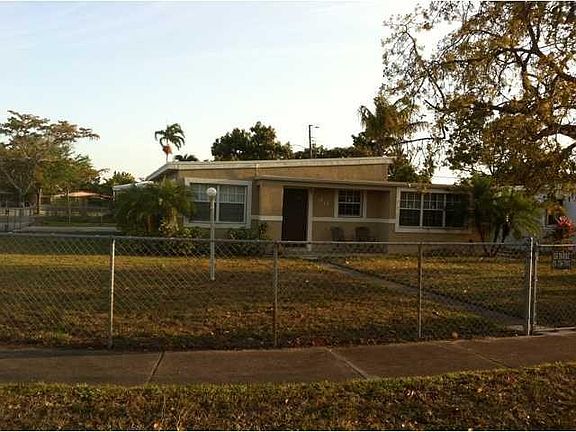 3rd image of 30 NW 123rd St