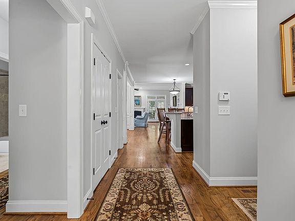 5th image of 528 Dimock Way