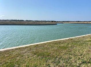 161 Foxtail Ln, Rockport, TX 78382