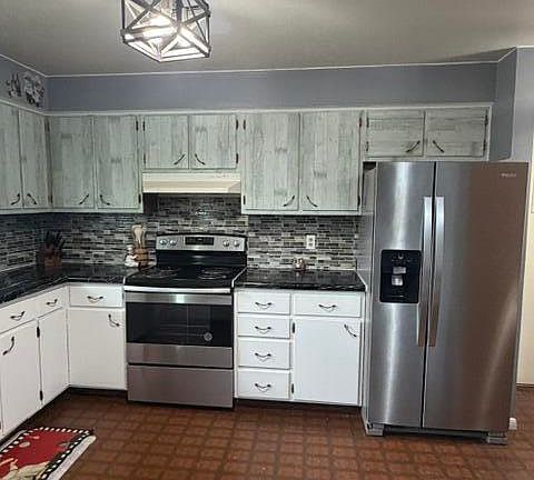 2nd image of 403 Parke Ave