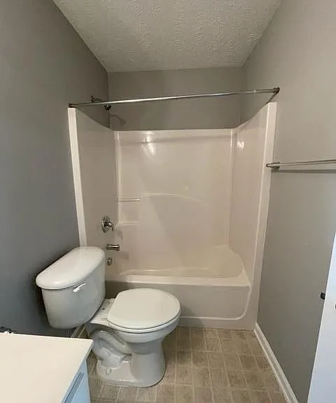 181 Kendallwood Ct — Photo 5