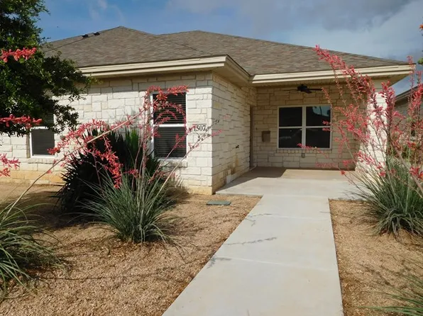 1507 Club Dr, Midland, TX 79701