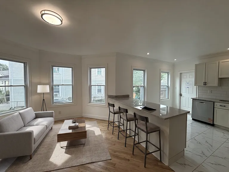 19 Reeves St #1 — Photo 10