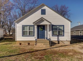 1203 S Market St, Mount Vernon, MO 65712