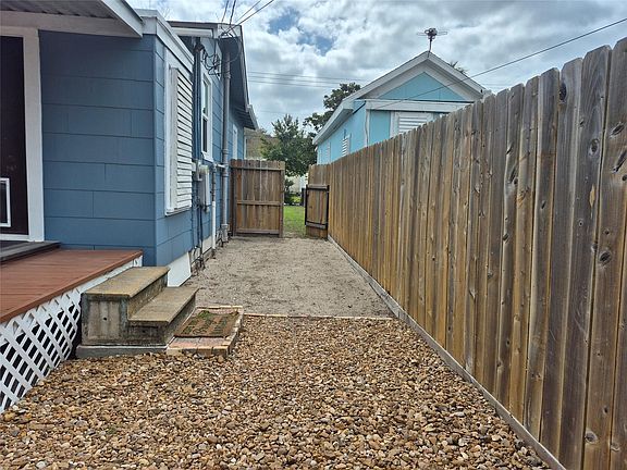 4th image of 5120 Avenue S