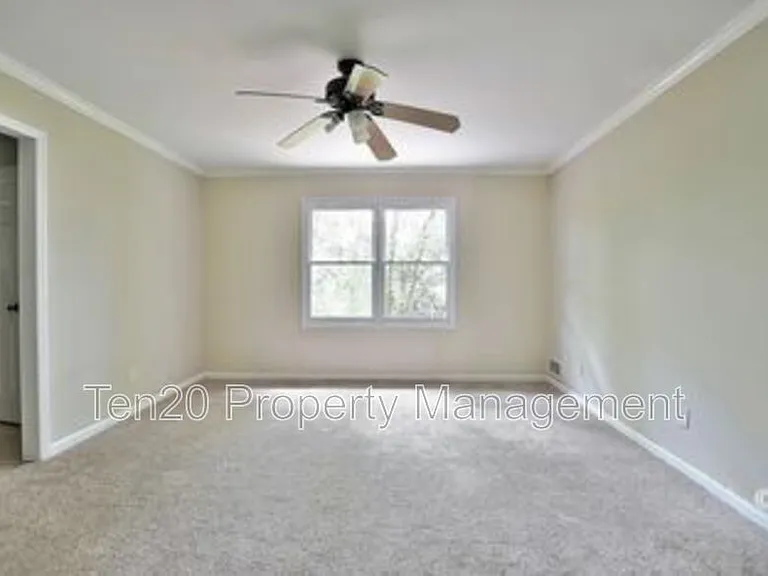 4720 Shenandoah Ct — Photo 22