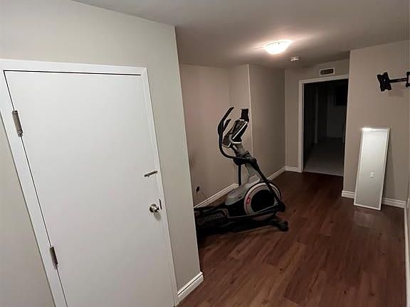 2nd image of 1366 Tom Toth St