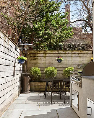 Sold by Compass | media 8