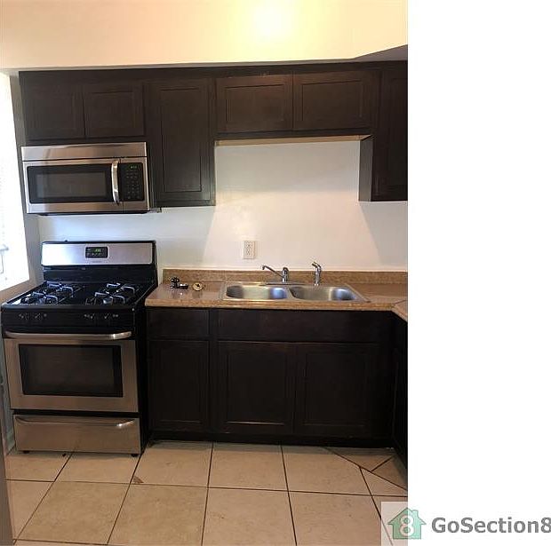 1st image of 6355 S Langley Ave APT 3